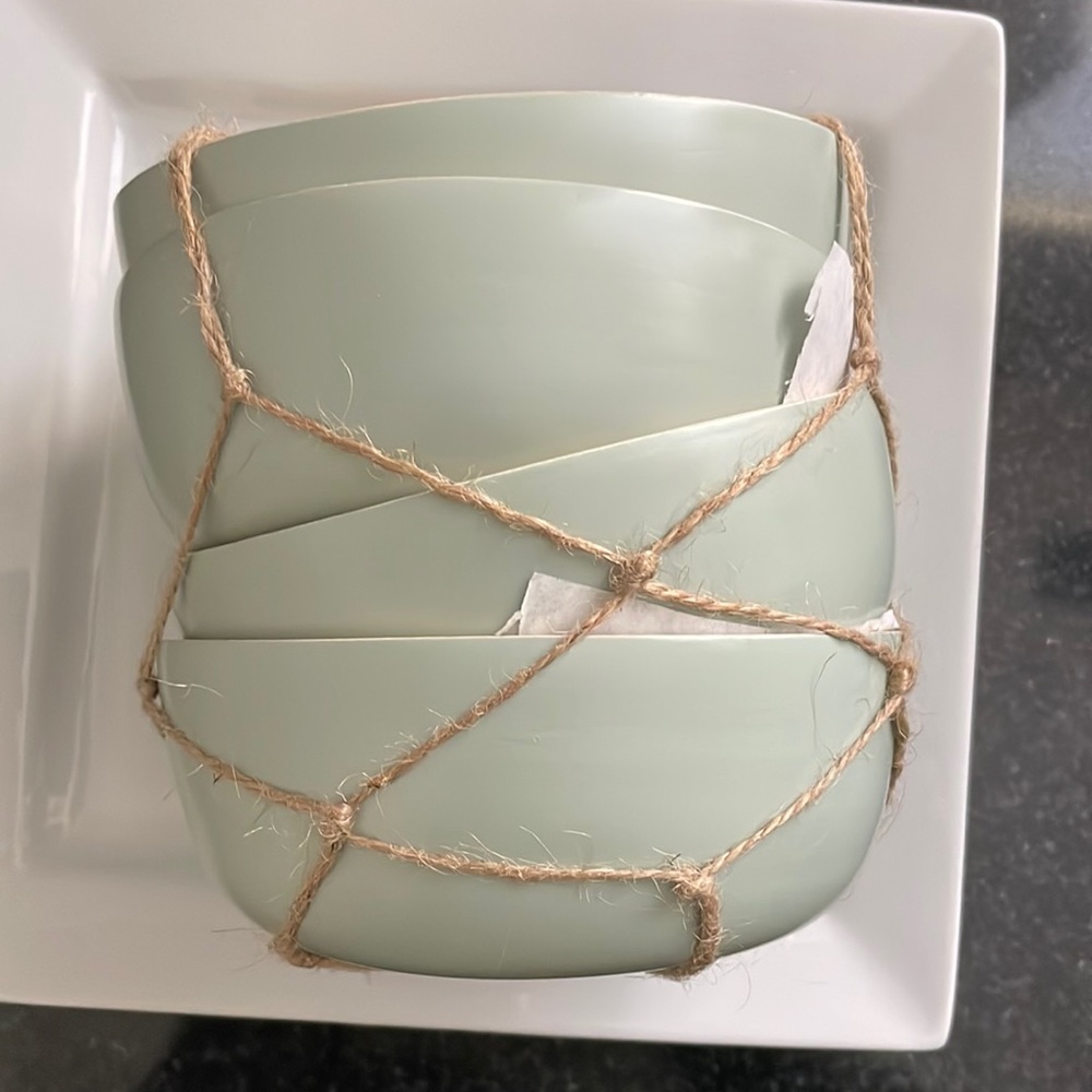 Danny Seo Naturally Sea Foam Green Bamboo Bowls- set of 4 Brand New